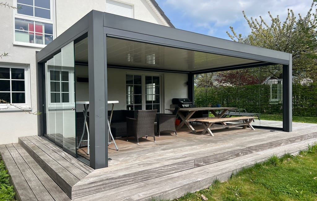 1-Bioklimatische Pergola - lamellendach - Hamburg - 09052025