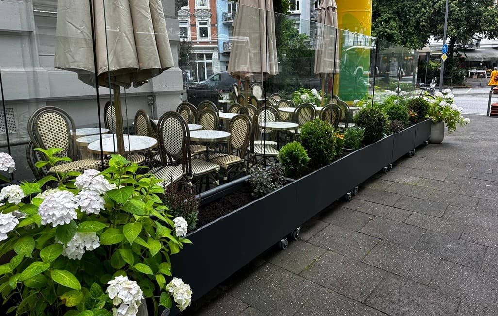Windschutz-Gastronomie-Hamburg-Eppendorf-300720252